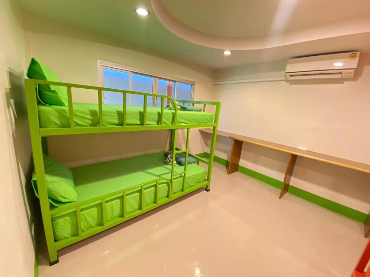 Lotus Hostel Beach Тау Экстерьер фото