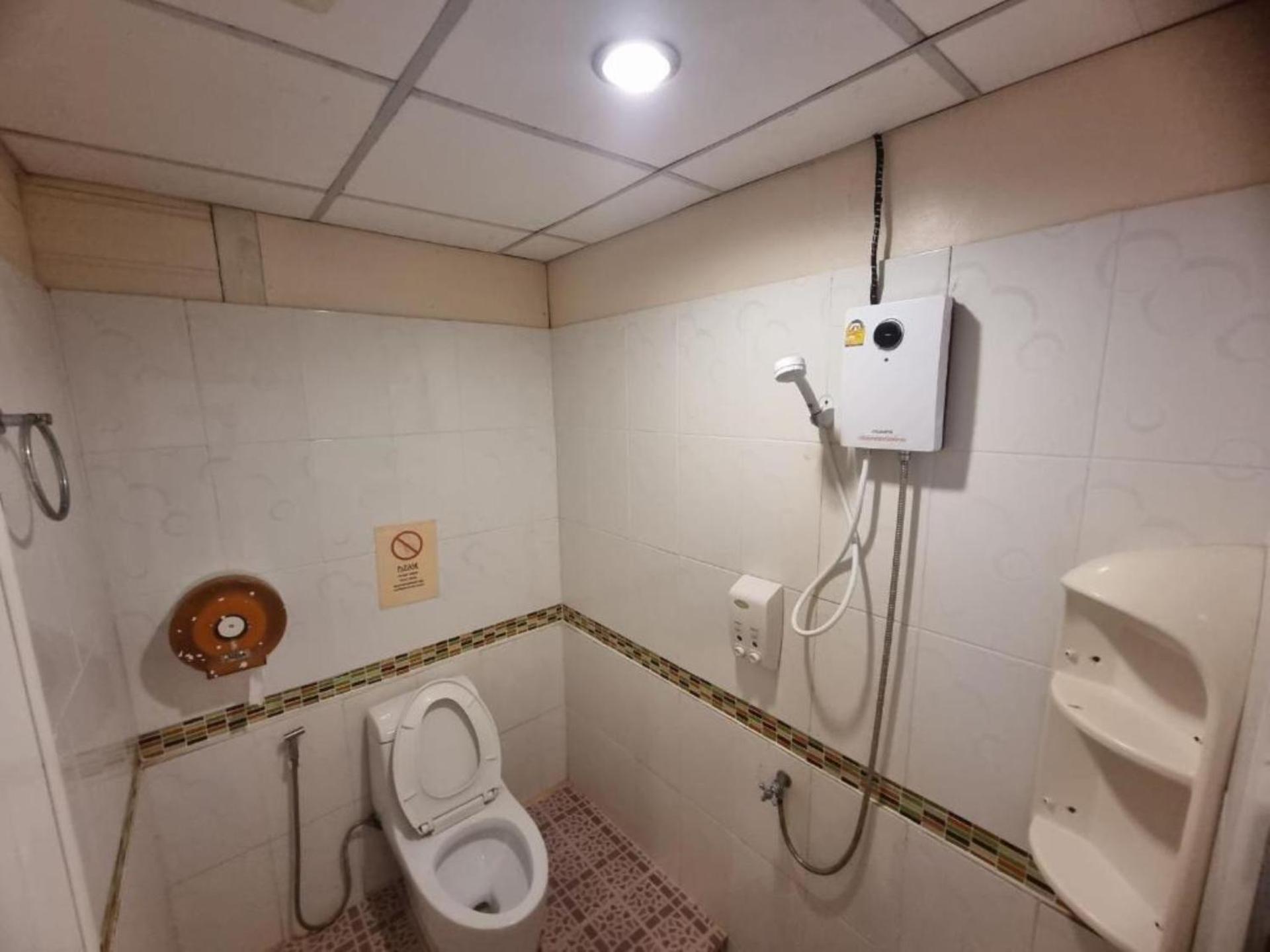 Lotus Hostel Beach Тау Экстерьер фото