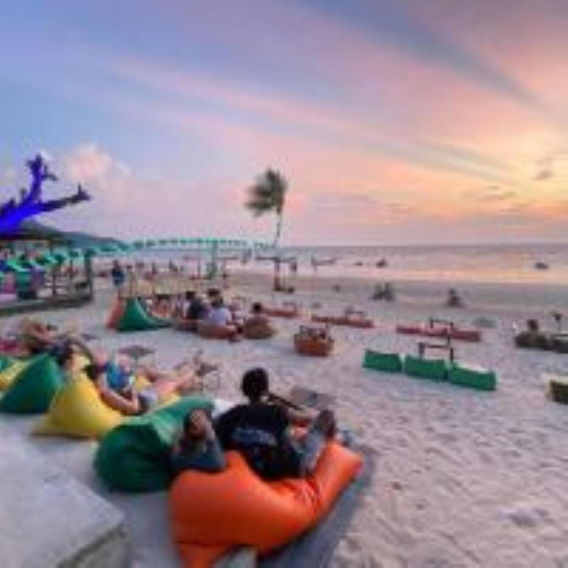Lotus Hostel Beach Тау Экстерьер фото