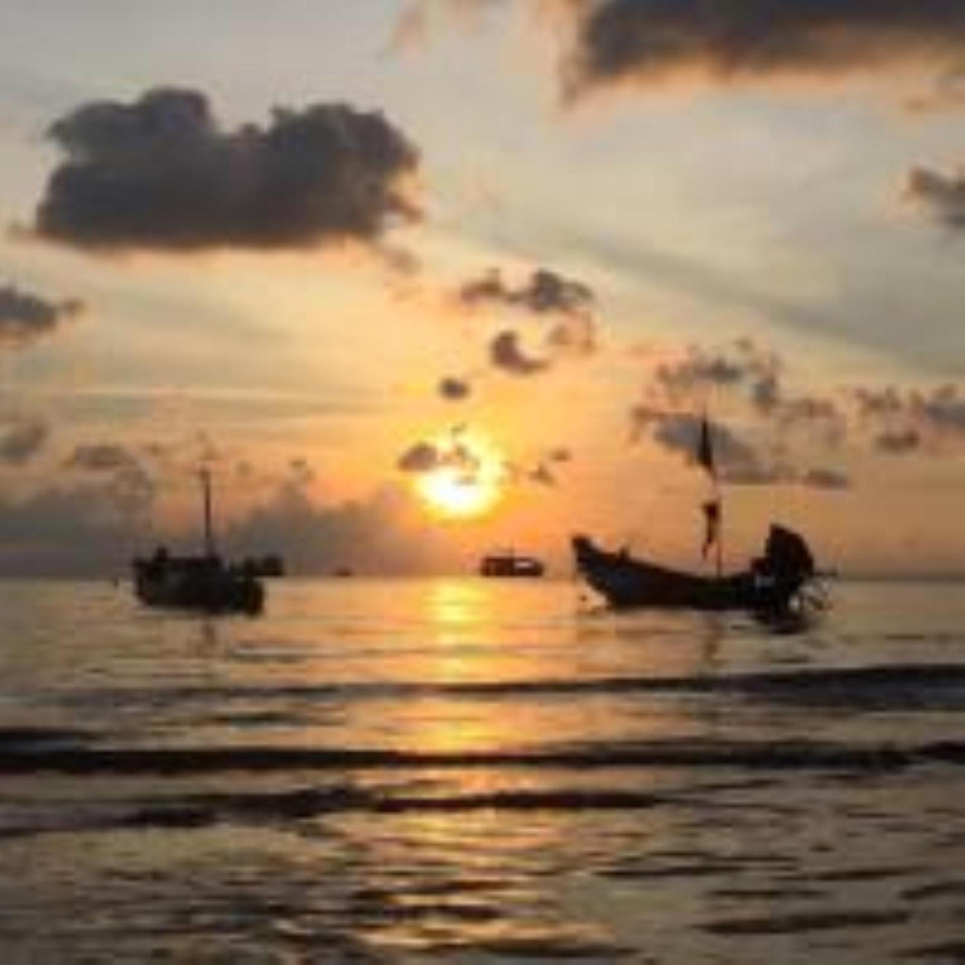 Lotus Hostel Beach Тау Экстерьер фото