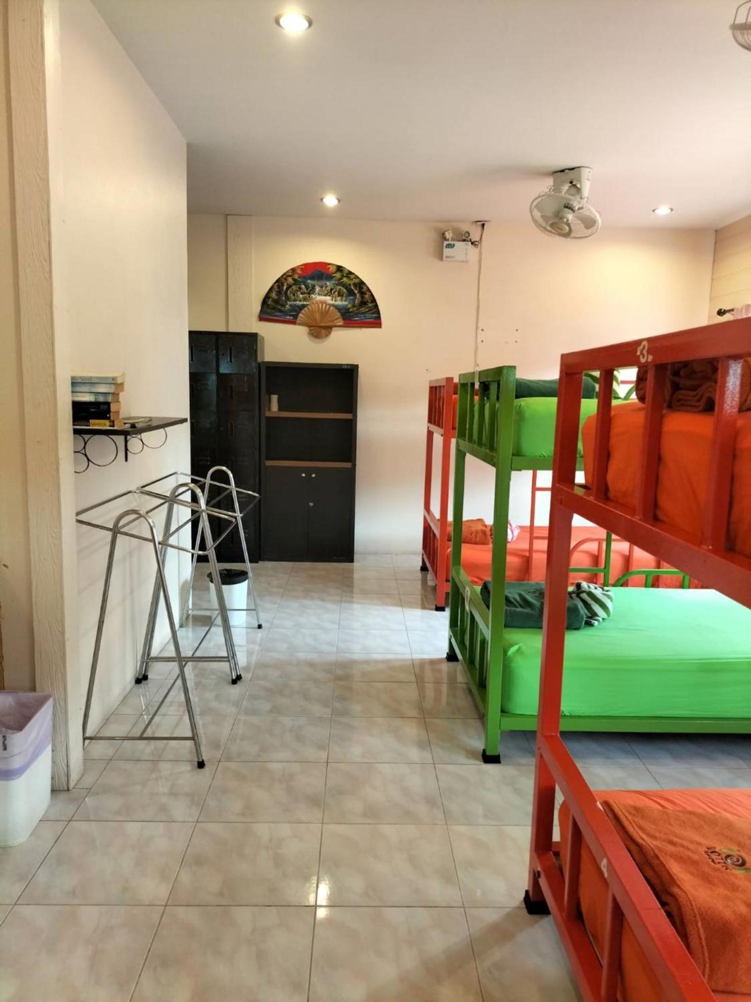 Lotus Hostel Beach Тау Экстерьер фото