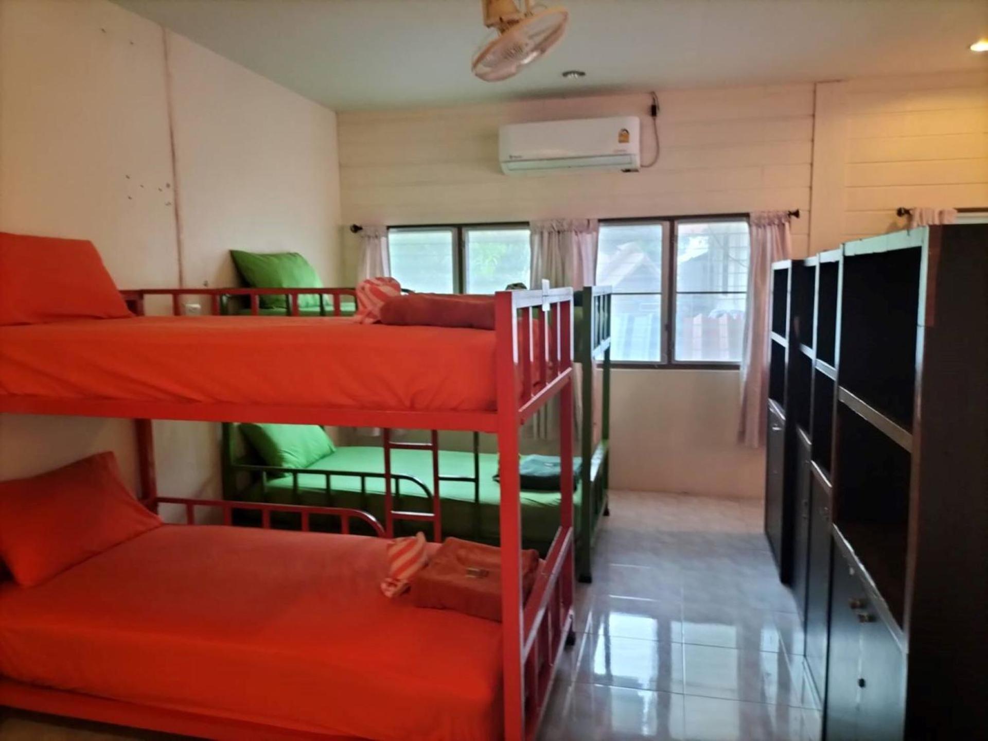 Lotus Hostel Beach Тау Экстерьер фото